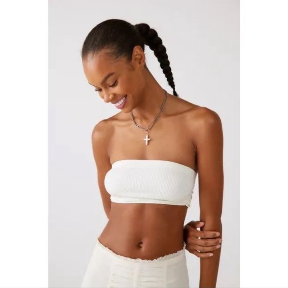 urban outfitter strapless tube top white small